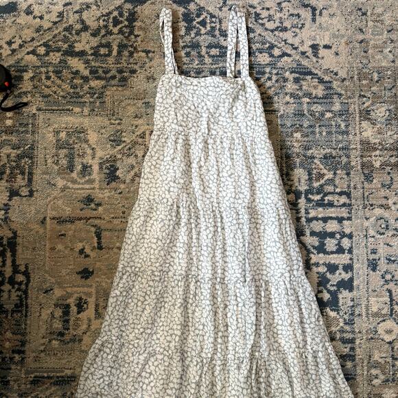 Abercrombie & Fitch Dresses & Skirts - Abercrombie and Fitch Midi cotton dress